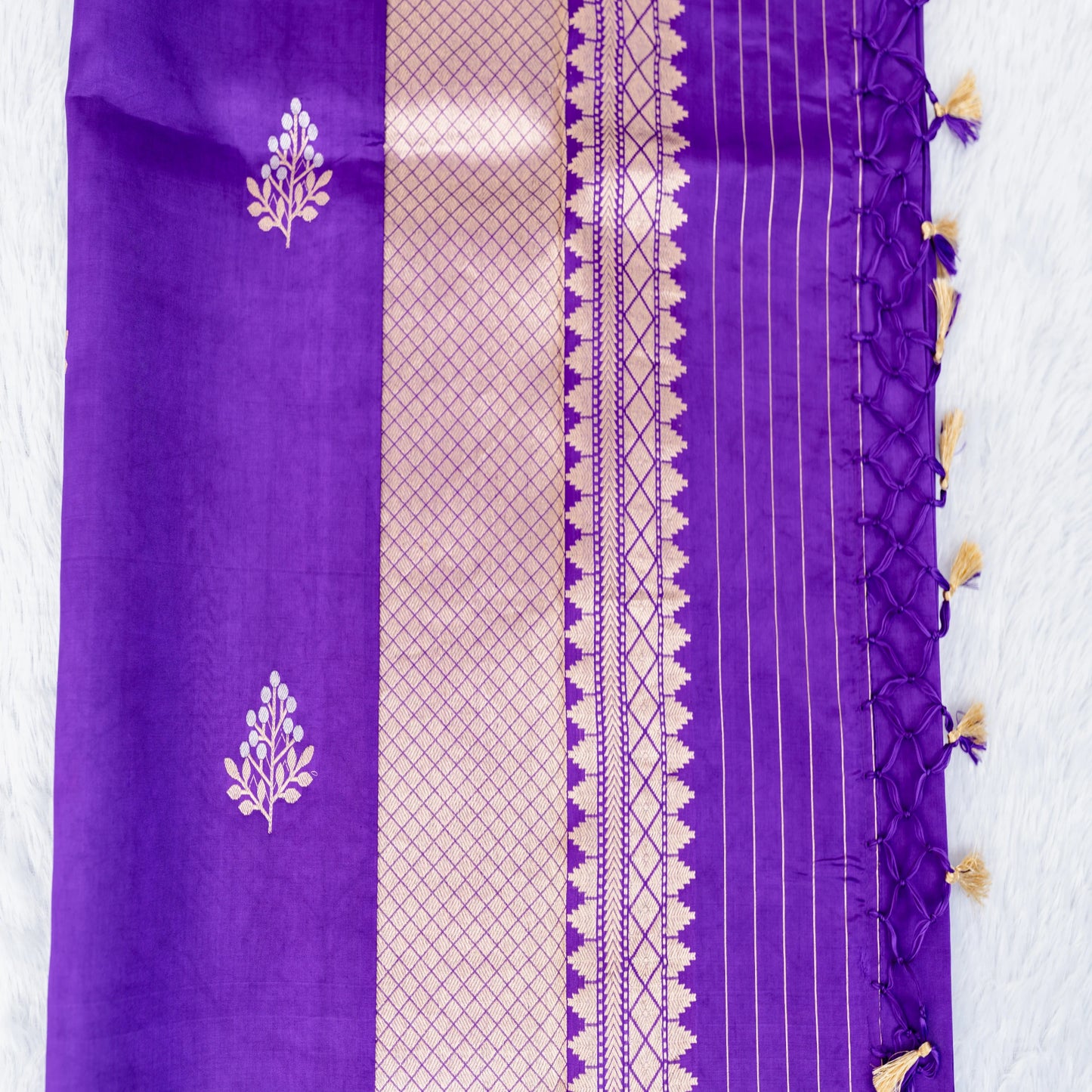 Benarasi Mango Silk Saree in Purple | Rumani Dhaage