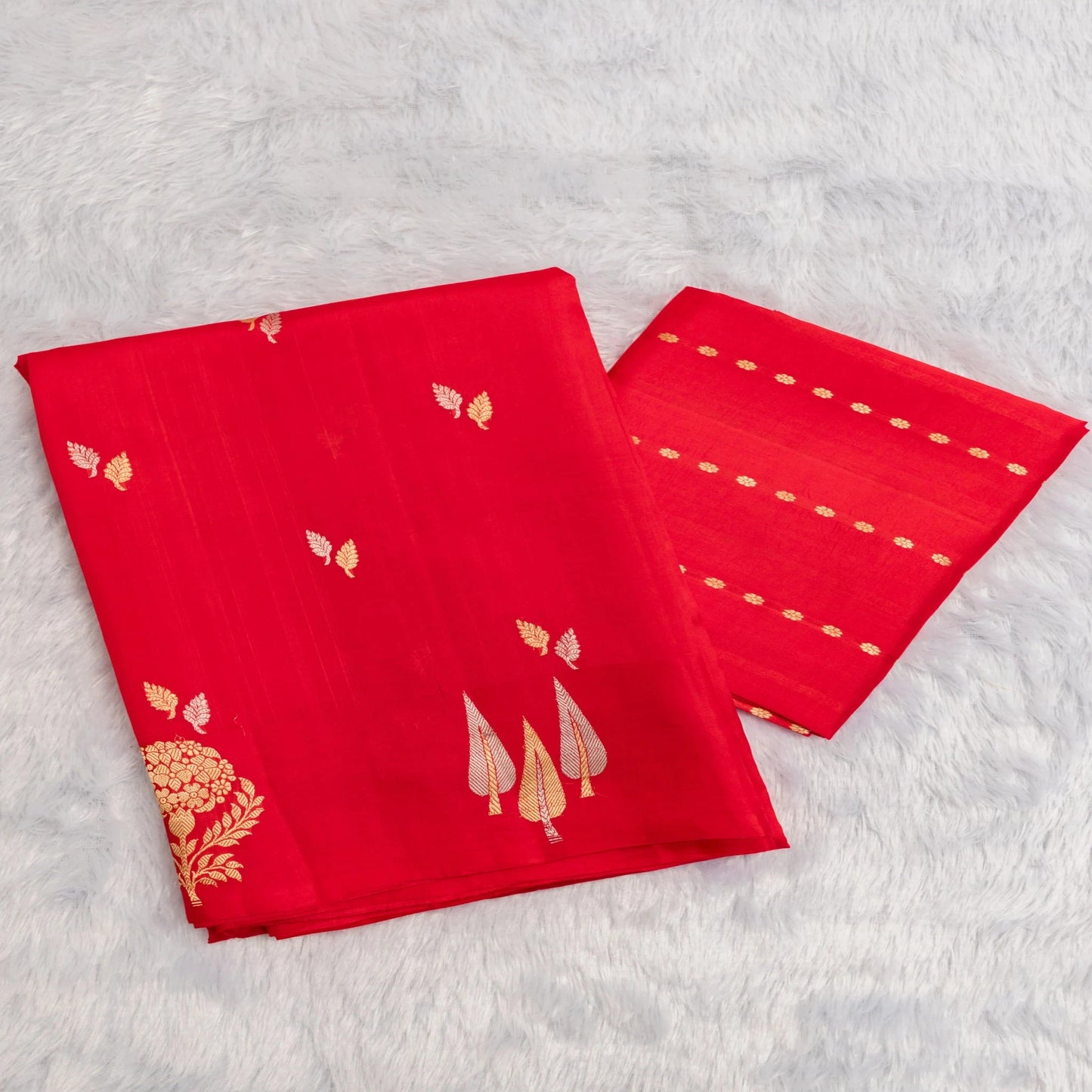 Benarasi Mango Silk Saree in Red | Rumani Dhaage