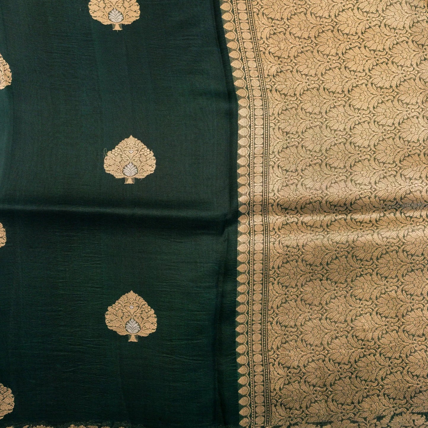 Benarasi Kora Organza Saree in Green | Rumani Dhaage